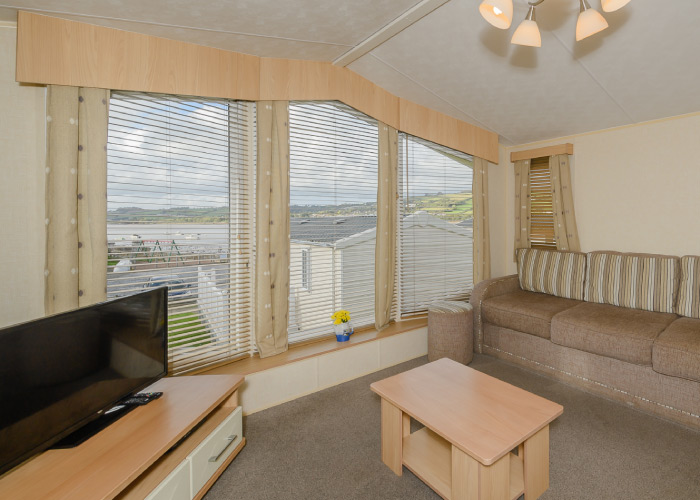 Cranmere Gold living area