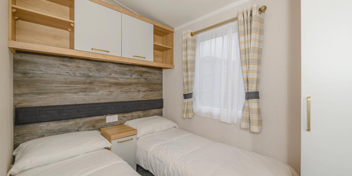 Discovery Gold Plus twin bedroom (Discovery Platinum Caravan)