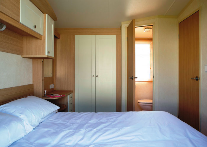 Otter Silver double bedroom (Otter Silver Caravan)